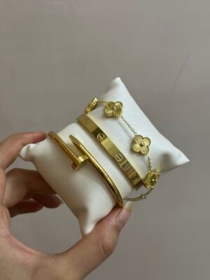 عرض اساور سادة