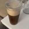 مك زجاج مع قصبة