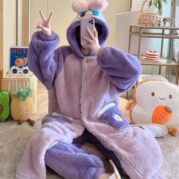 روب فرو مع البجامة