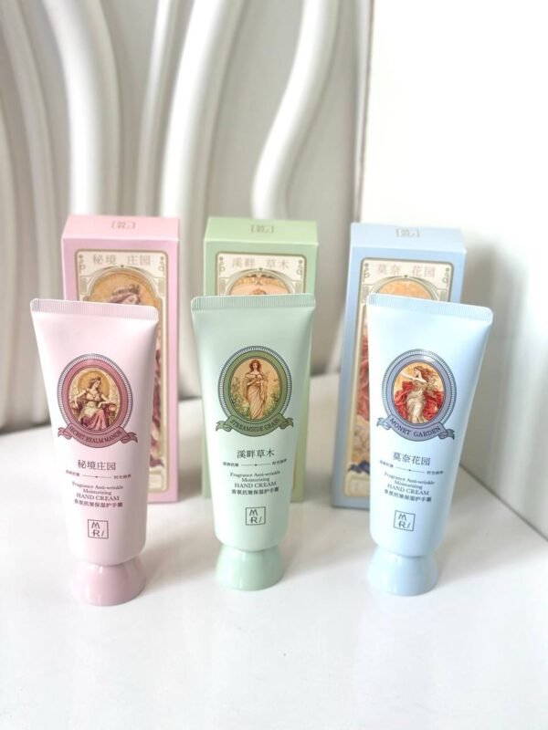 مرطبات فكتوريا كلاسك