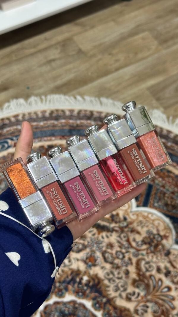 كلوسات شبيه ديور