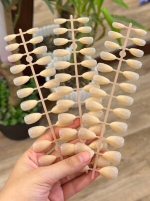 اظافر اكريلك مموهه